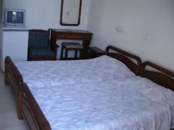 Mina Agios Stefanos (Mykonos)